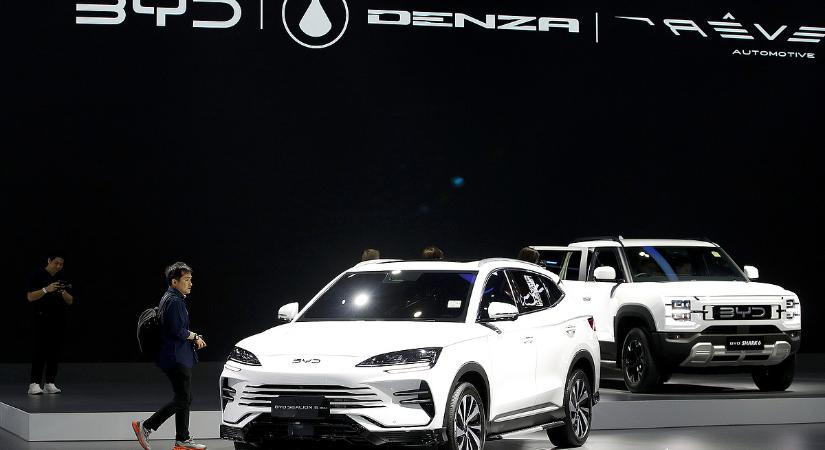 Élesedik az árháború: nekimentek a BYD-nek a kínai autógyártók