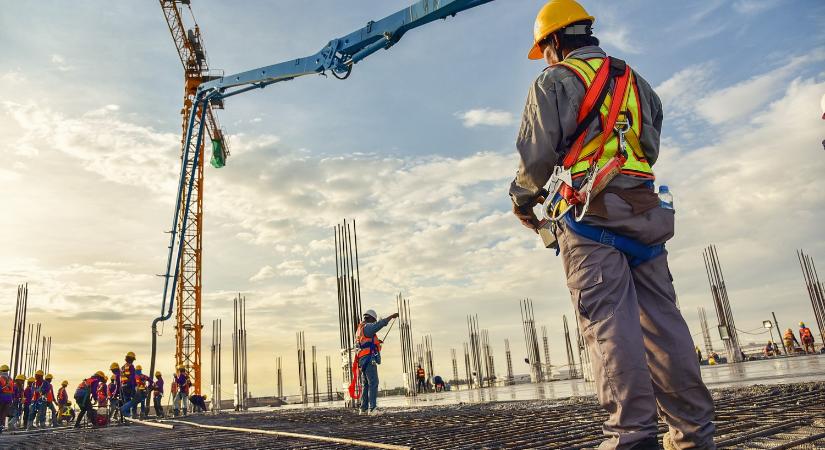 Euroconstruct: 2027-re állhat talpra az építőipar