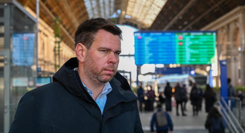 Vitézy szerint Lázár értelmetlen beszerzési szabályai vezettek a szombati vasúti káoszhoz