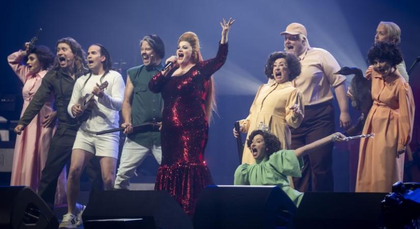 A színművészek pop- és rocksztárokká váltak egy estére