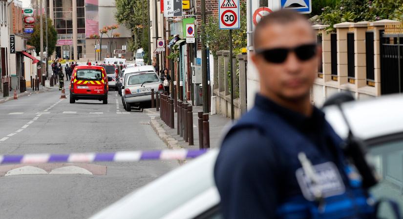 Késsel halálosan megsebzett egy tanuló egy oktatási asszisztenst egy francia iskolában