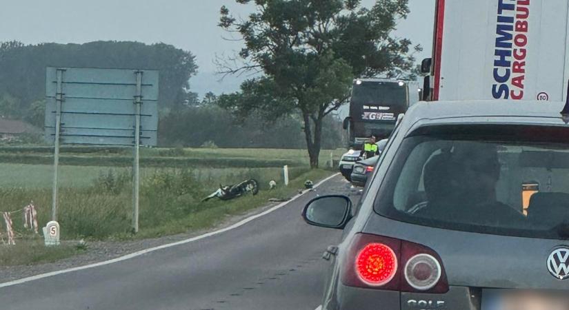 Meghalt egy háromszéki motoros: a balesetet okozó ittas autóvezető elhagyta a helyszínt