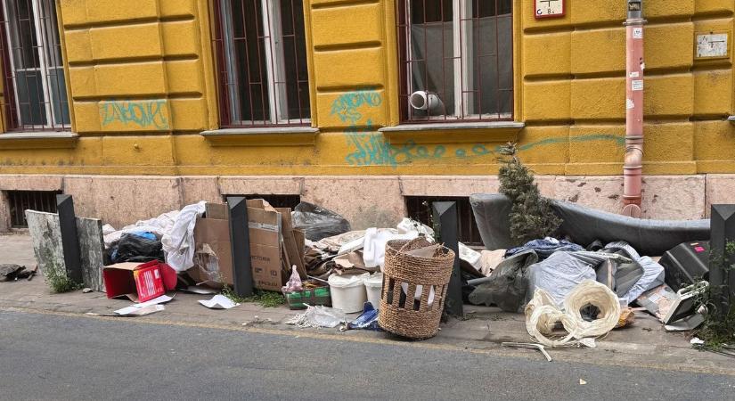 A szemetet az ügyfél pakolja el a hulladékudvarban?!