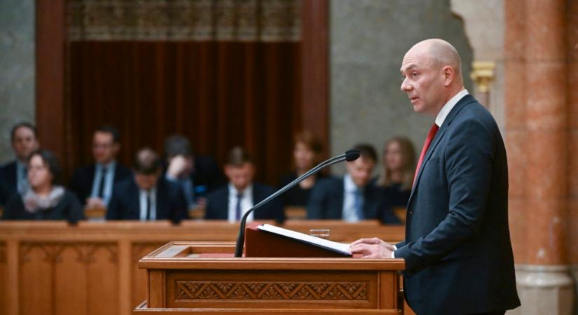 Kozma Ákost javasolja az igazságügyi bizottság alkotmánybírónak
