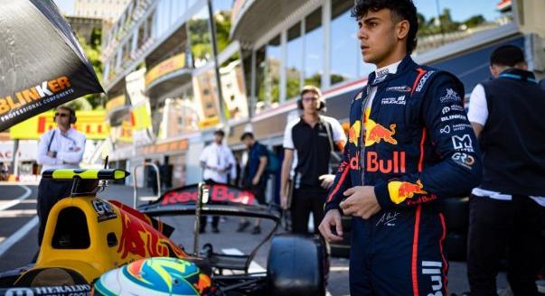 Hivatalos: Megkapta az FIA különengedélyét a Red Bull védence
