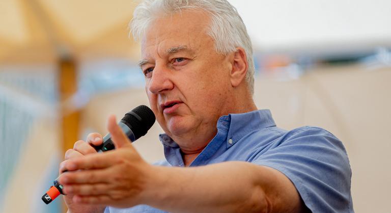 Semjén Zsolt rendkívüli ülést kezdeményezett Kövér Lászlónál