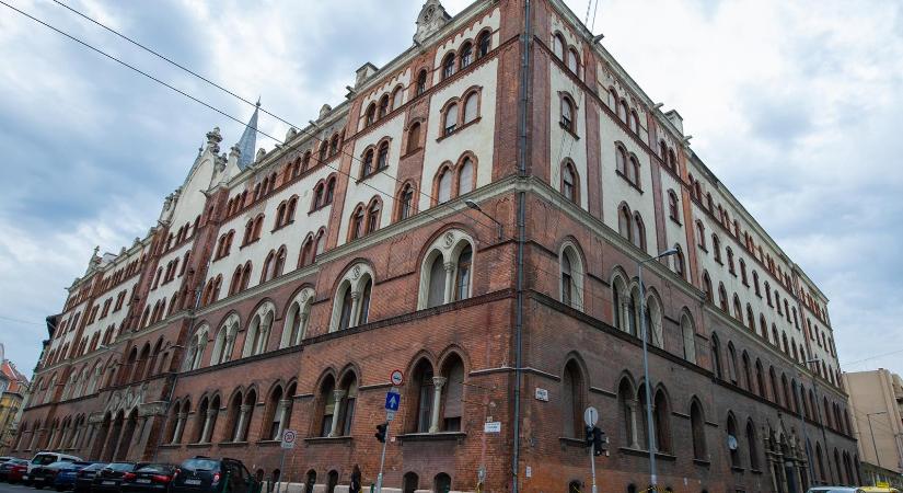 Egymilliárddal olcsóbban árulják a volt Központi Zálogházat, jövő héten indul a licit