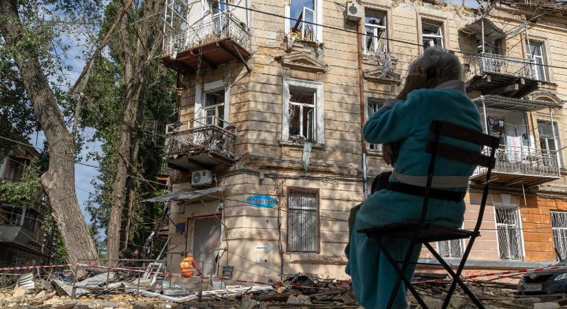 Hatalmas orosz dróntámadás érte Kijevet, Odesszában egy szülészeti osztályt sem kíméltek