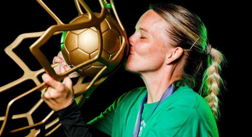 Örömhír az ETO-családban: Sandra Toft babát vár!
