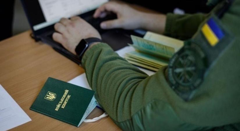 Az Igazságügyi Minisztérium elmagyarázta, hogy a felmentett alkalmazottak milyen feltételekkel mehetnek külföldre nyaralni