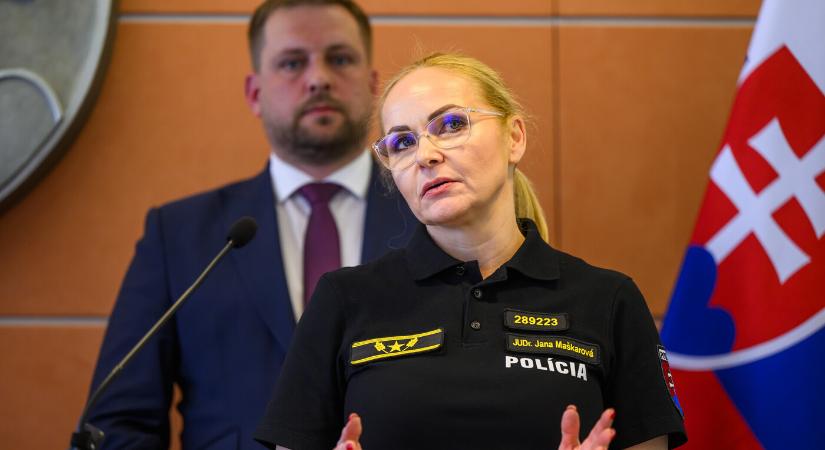 Maškarová: Kész vagyok megjelenni a parlament védelmi bizottsága előtt