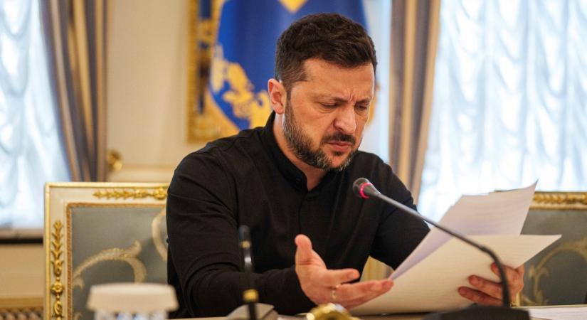 Zelenszkij: Ukrajna havonta 27 ezer katonát tud mozgósítani, Oroszország 40-50 ezret