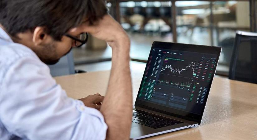 Több milliárd dollárnyi veszteséget okoztak a kriptovaluta-csalások