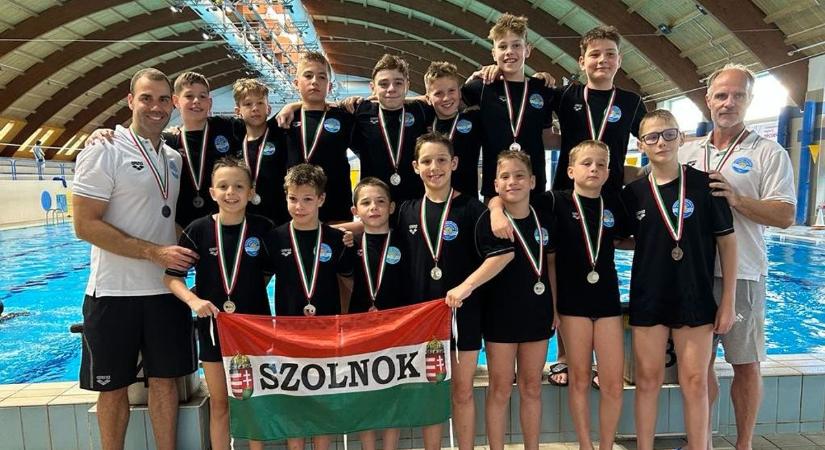 A Szolnoki Dózsa ezüstérmet szerzett a Gyermek IV. Országos Playoff nyolcas döntőjében