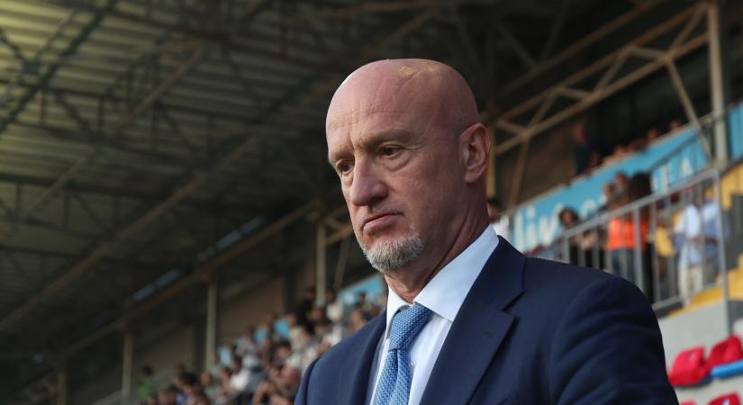 Marco Rossi elmondta véleményét a négyvédős hadrendről