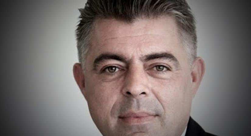 Pécsi őshiradós, Élő Gábor veszi át a Hirado.hu főszerkesztését