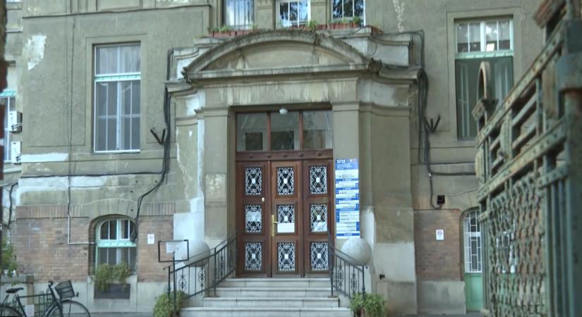 Meghalt a szülészetre szállított nő és magzata, 42 milliót fizet a Szegedi Tudományegyetem