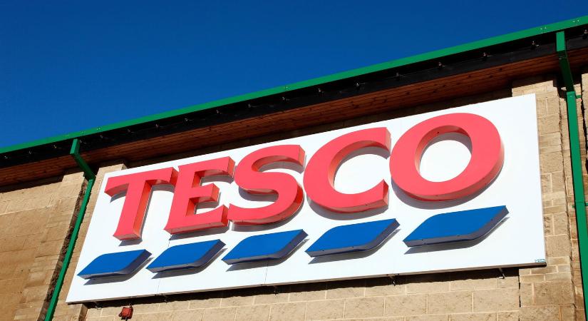 Itt az igazi árréstop, brutális akciót hirdetett a Tesco, fillérekért lehet beszerezni méregdrága termékeket