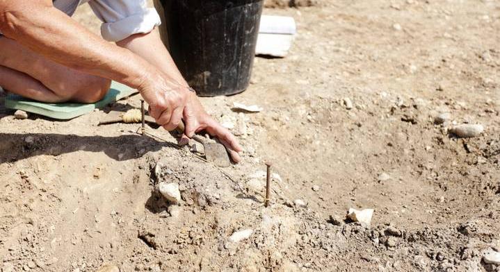 Hihetetlen dolog került elő az 5-ös út alól a földből