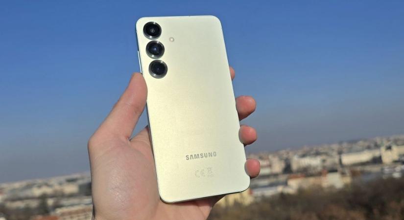 A Samsung uralja az okostelefon piacot