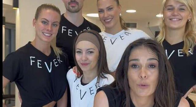 Az ismert táncos vezeti a JLo-koncert előtti flashmobot