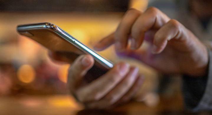 Azonnal töröld, ha ilyen app van a mobilodon, veszélyesek, a pénzedre utaznak