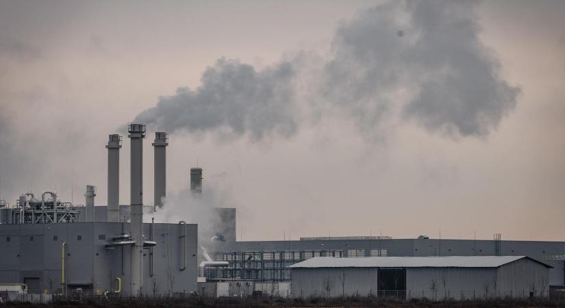 Felülírva a korábbi terveket, a Tisza vízét fogyaszthatják a debreceni akkugyárak