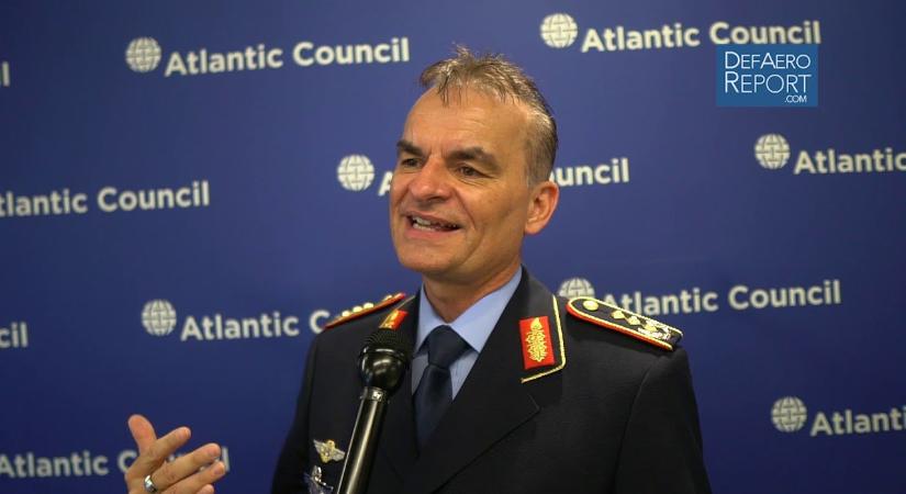A NATO-tábornok a kötelező sorkatonaság újrabevezetését sürgeti