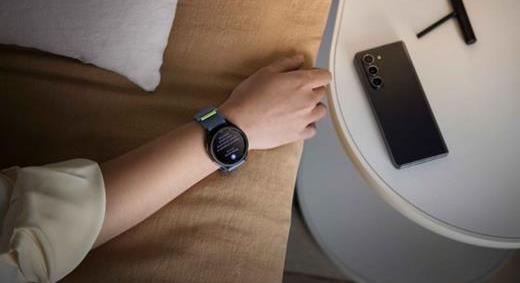 Nálunk is elérhető a Samsung okosórák alvási apnoé funkciója
