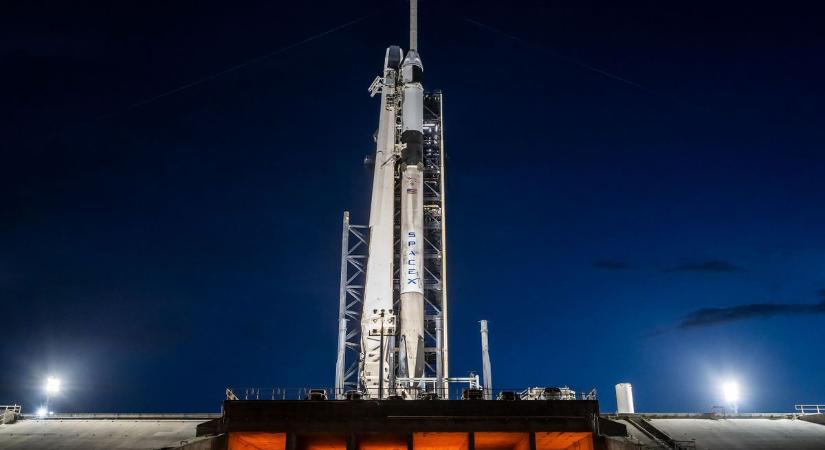 Elon Musk bejelentette: Továbbra sem indulhat el Kapu Tiborék űrhajója