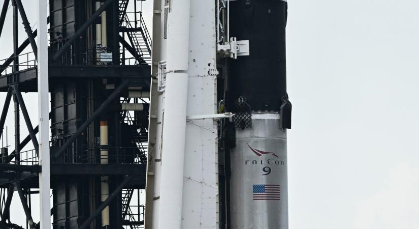 Kapu Tibor a Földön maradt – megint elhalasztották a SpaceX űrrakéta kilövését