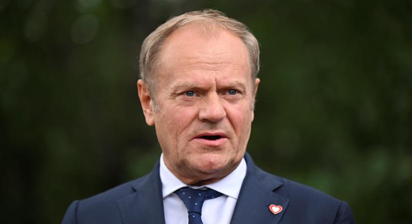 Tusk bizalmi szavazást kezdeményez kormányával szemben – ebből még bukás is lehet