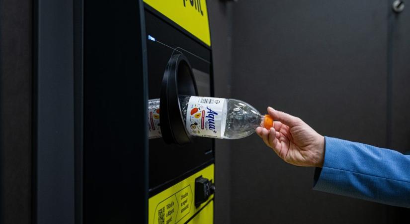 Anya-fia páros csalt ki több millió forintot egy áruháztól hamis üvegvisszaváltó kuponokkal