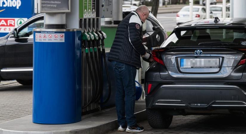 A benzin és a gázolaj is drágább lesz csütörtöktől