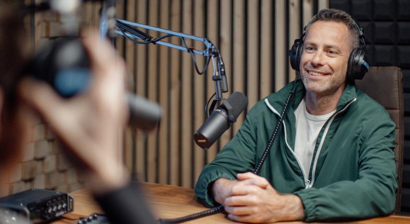 A legjobb mikrofonok és fejhallgatók podcastokhoz és elemzésekhez