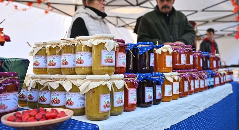 Akinek nincs saját gyümölcse, arany áron főzheti be a saját lekvárt
