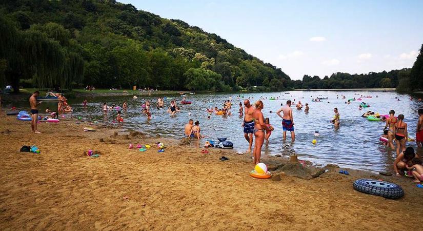 Eltűnnek a fürdőhelyek Baranyából? Ez már nem csak nyári gond