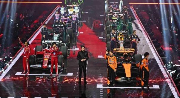 Sajtó: Nem tart évindító show-t jövőre az F1