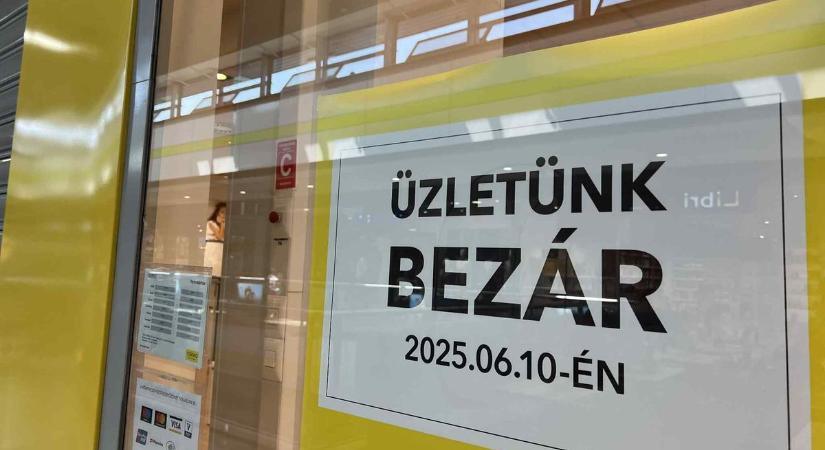 Meglepő: újabb népszerű üzlet zár be az Árkádban
