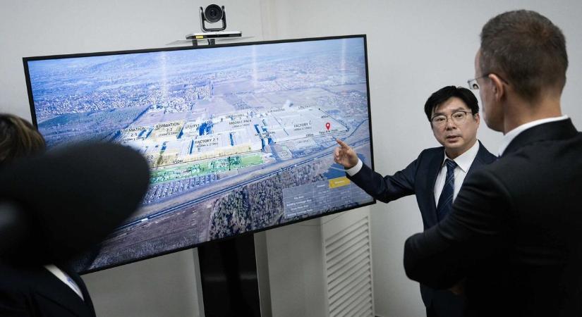 Átadták a Samsung új kutatás-fejlesztési beruházását Magyarországon – milliárddokkal támogatta meg az állam