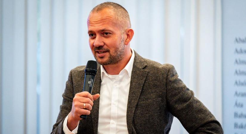 Gyopáros Alpár Ukrajnáról, Magyar Faluról, a vidékről, a képviselő folytatná a munkát 2026 után is