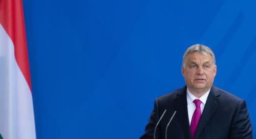Orbán Viktor: Nem akarjuk, hogy a gyerekeinket ukrán területre vezényeljék  videó