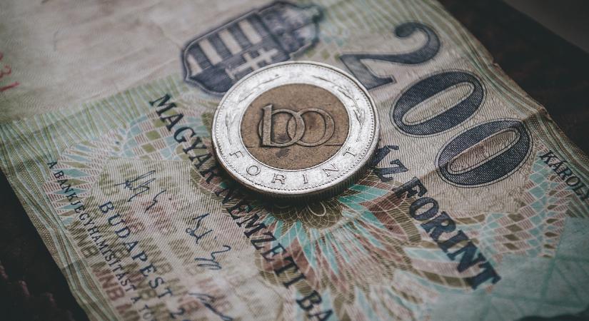 A sérült bankjegy is beváltható, mutatjuk, hogyan