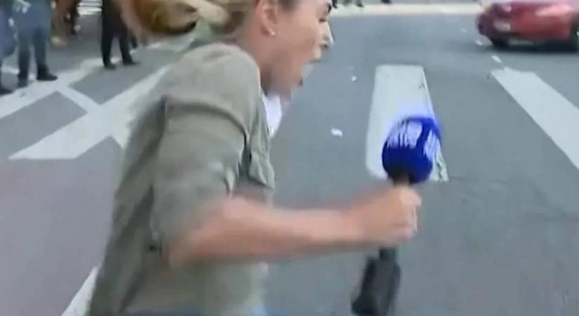 Élő adásban lőtték lábon a riportert – videón a sokkoló jelenet Los Angelesből