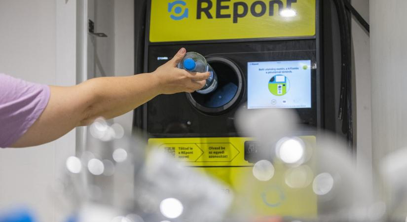 Több mint 3 millió forintot csalt ki hamis üvegvisszaváltó kuponokkal egy anya és fia