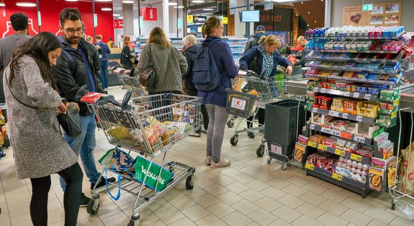 Tényleg Magyarországon jobban drágul az élet, mint Romániában? Mutatjuk, mi az inflációs igazság