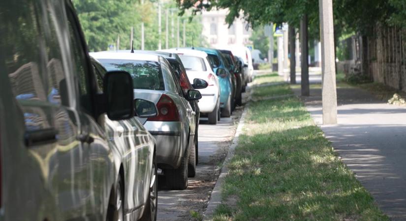 Már több ezer debreceni lakos regisztrált az ingyenes parkolásra