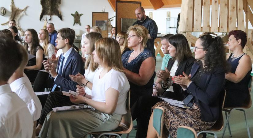 Átadták az év tanára és az év diákja elismeréseket