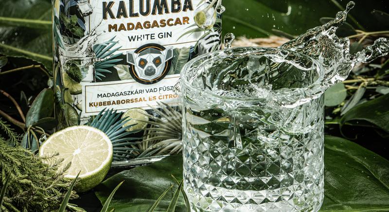 Limitált kiadású, dzsungelt idéző White Gin palackkal robbantja be a nyarat a Kalumba
