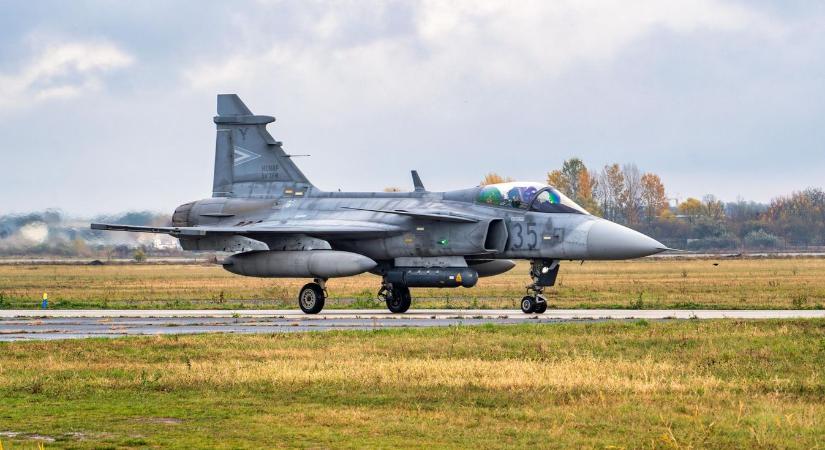 Mesterséges intelligencia által irányított Gripen harci gépet teszteltek élő pilótával szemben